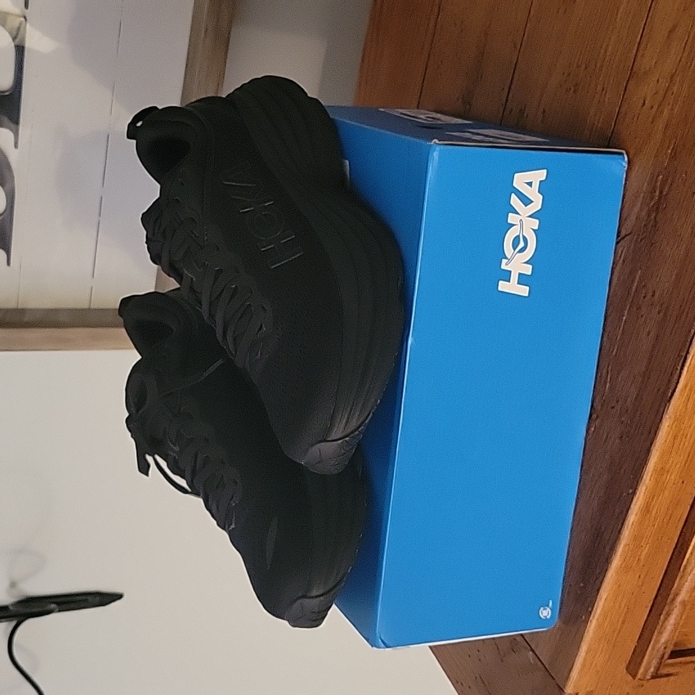 Hoka Bondi 8 size 8.5
